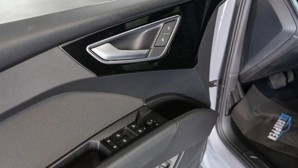 Audi Q4 e-tron 40 Advanced Sportback 5d