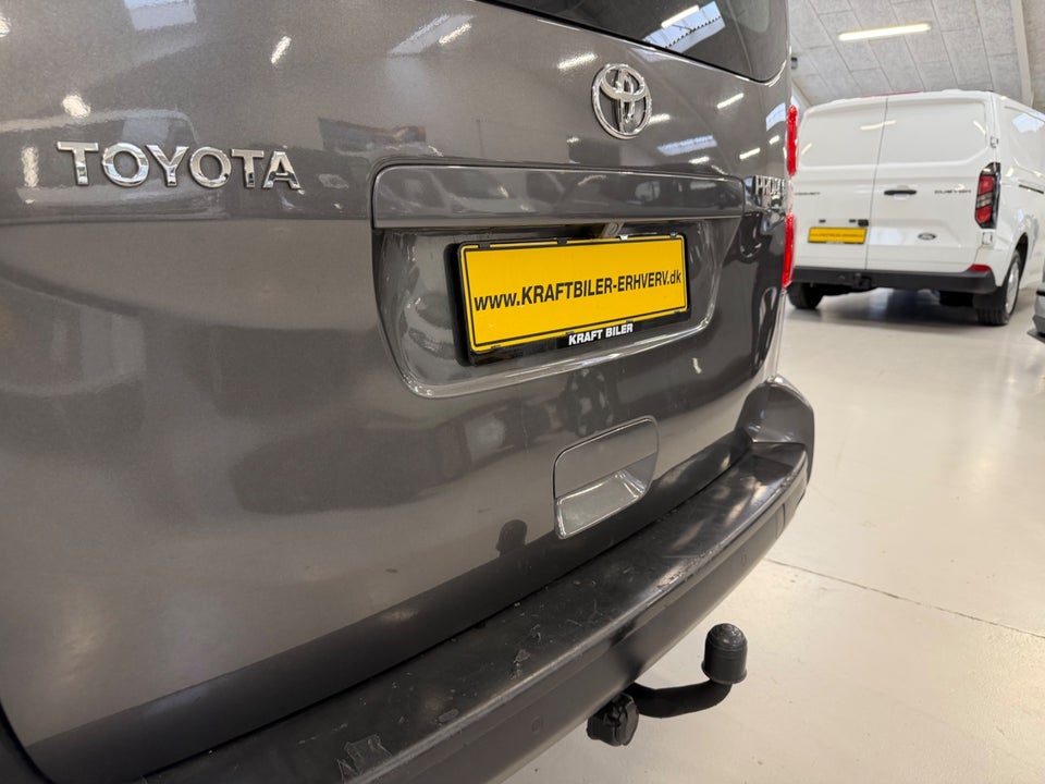 Toyota ProAce 2,0 D 177 Long Comfort Master aut. 5d