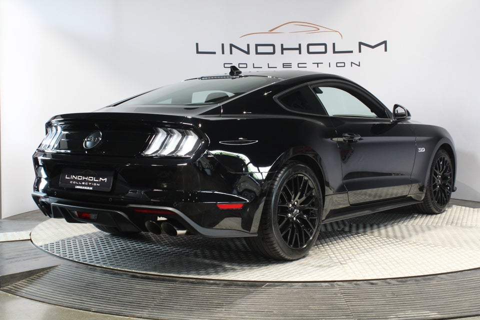 Ford Mustang 5,0 V8 GT Fastback 2d
