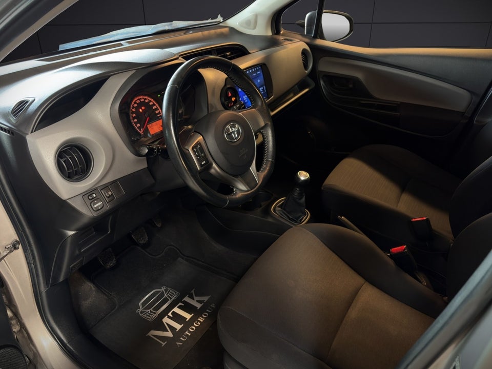 Toyota Yaris 1,0 VVT-i T1 Style 5d