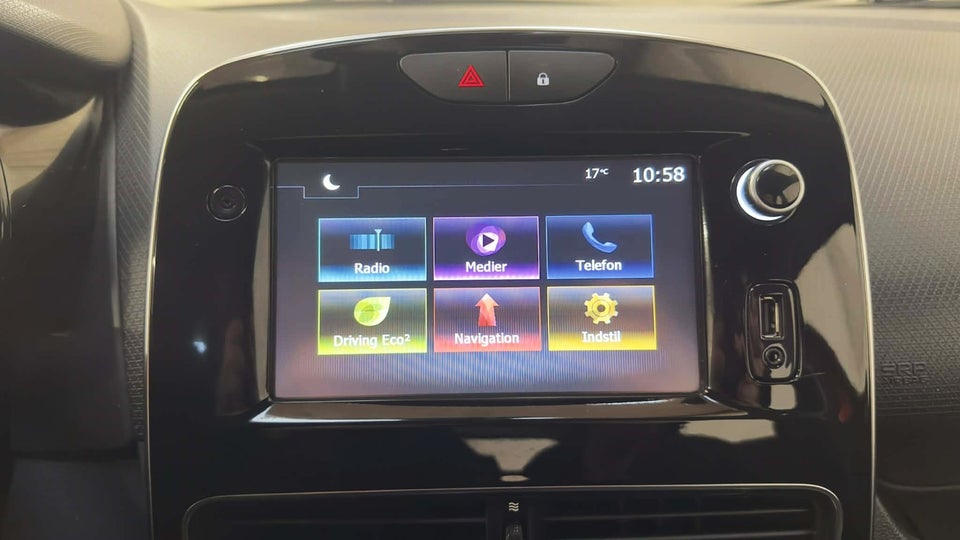 Renault Clio IV 0,9 TCe 90 Expression Sport Tourer 5d