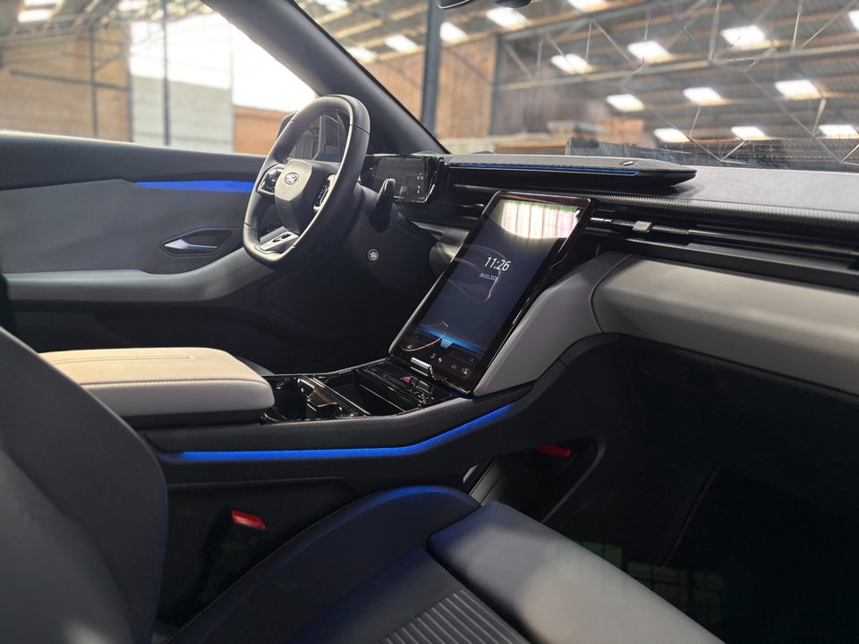 Ford Capri 77 Premium Extended Range 5d