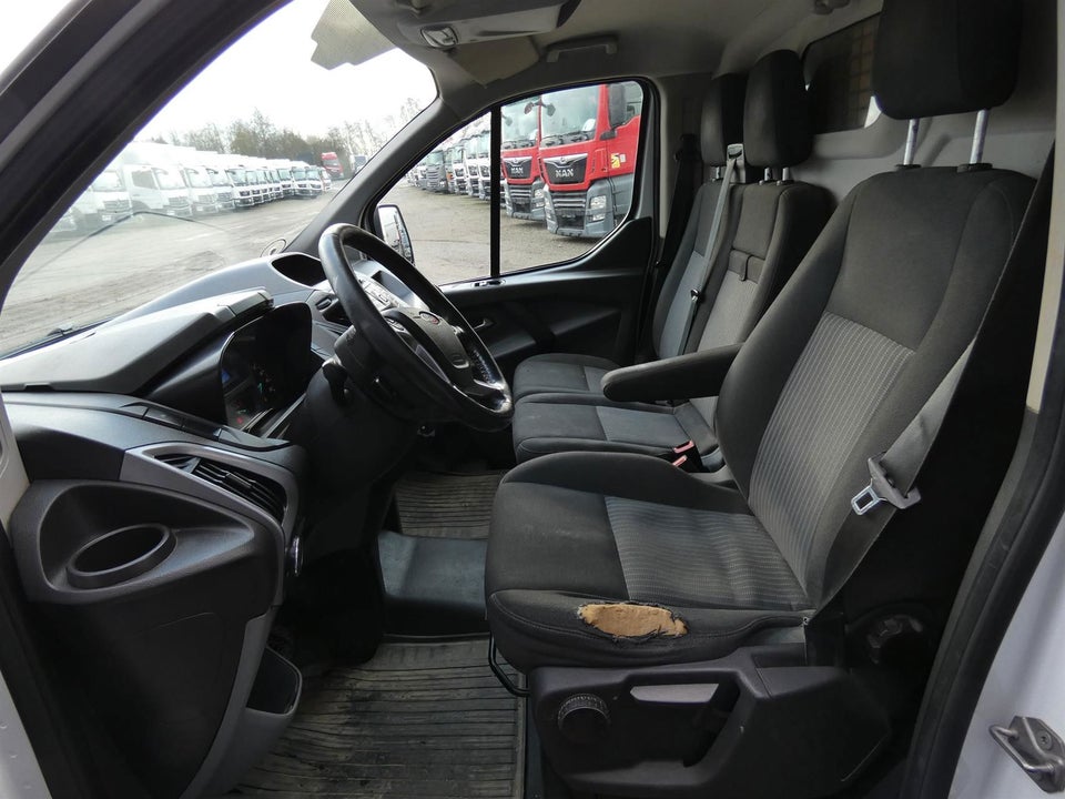 Ford Transit Custom 310L 2,2 TDCi 125 Trend Van 5d