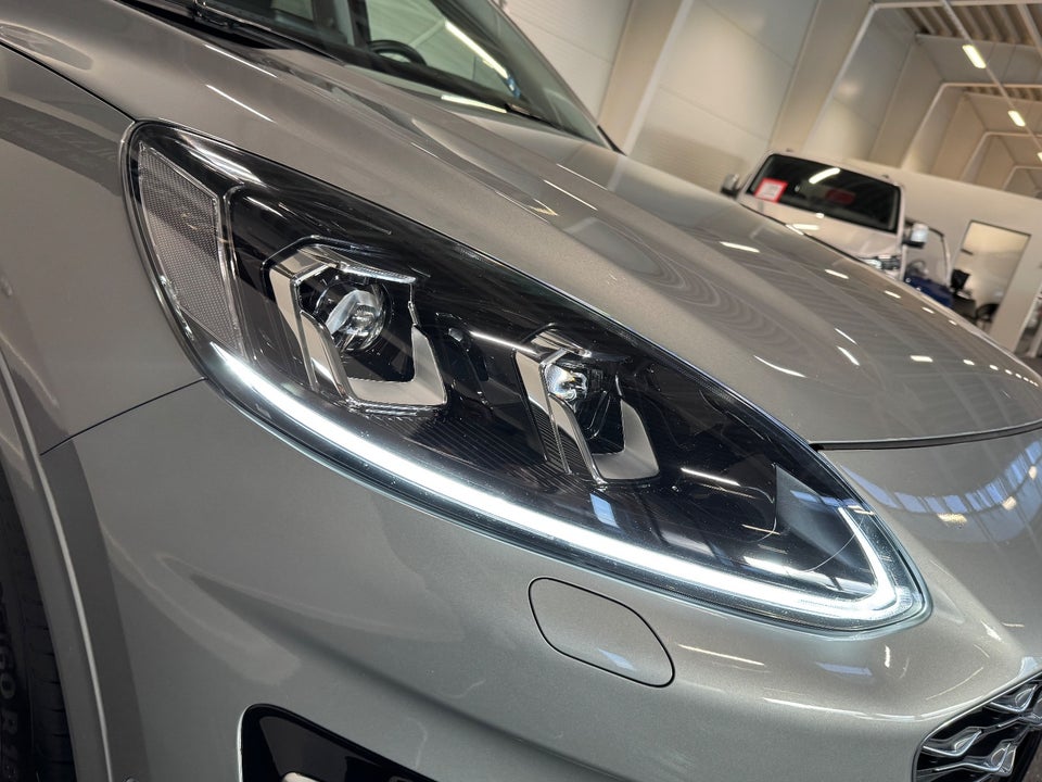 Ford Kuga 2,5 PHEV Vignale CVT 5d