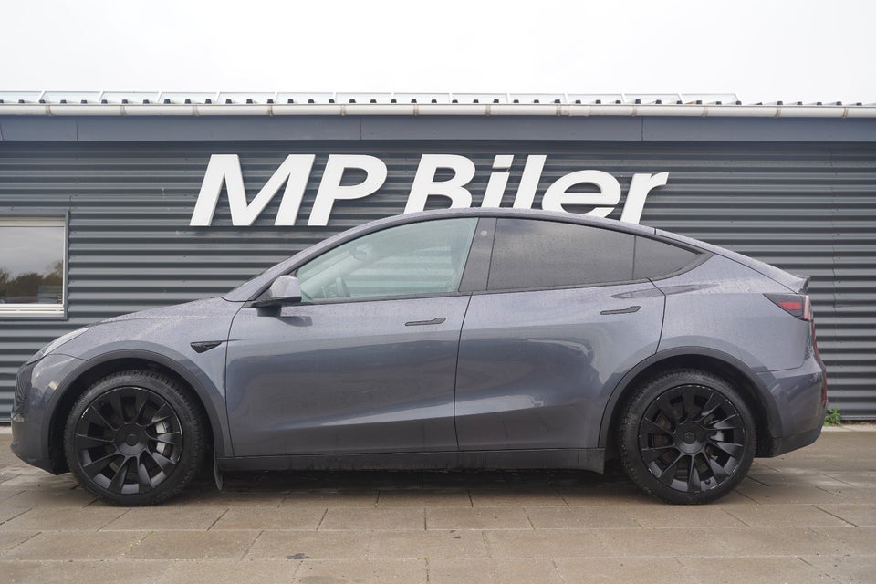 Tesla Model Y Long Range AWD 5d