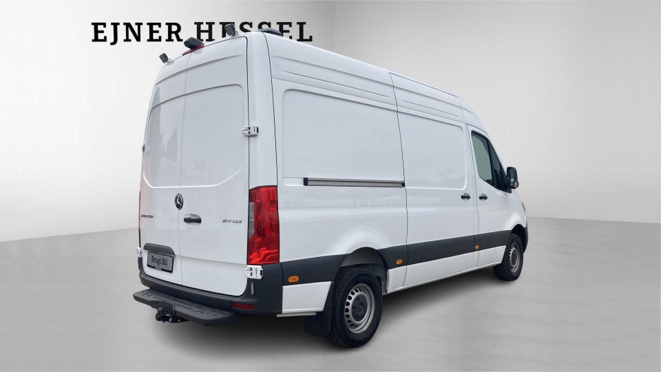 Mercedes Sprinter 317 2,0 CDi A2 Kassevogn PRO aut. RWD