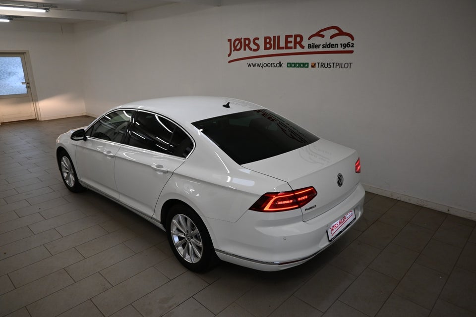 VW Passat 2,0 TDi 150 Highline DSG 4d