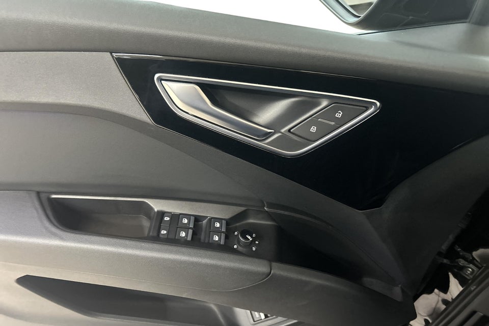 Audi Q4 e-tron 40 Attitude 5d