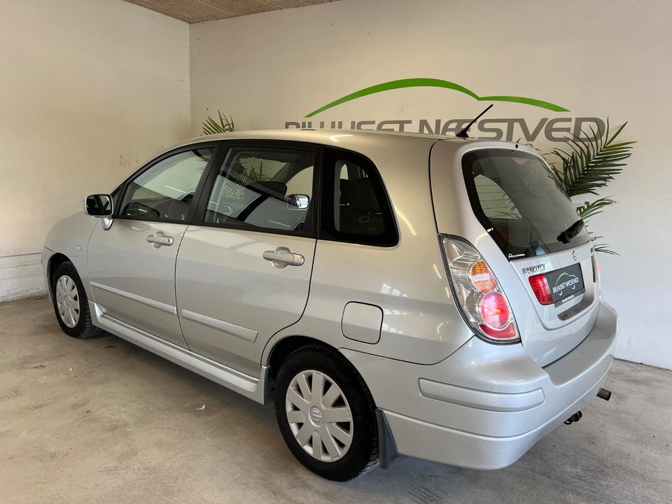 Suzuki Liana 1,6 GL aut. 5d