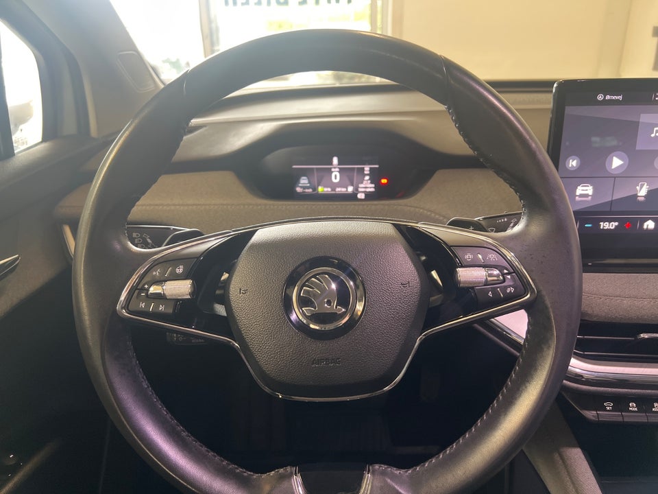 Skoda Enyaq 80 iV Loft 5d