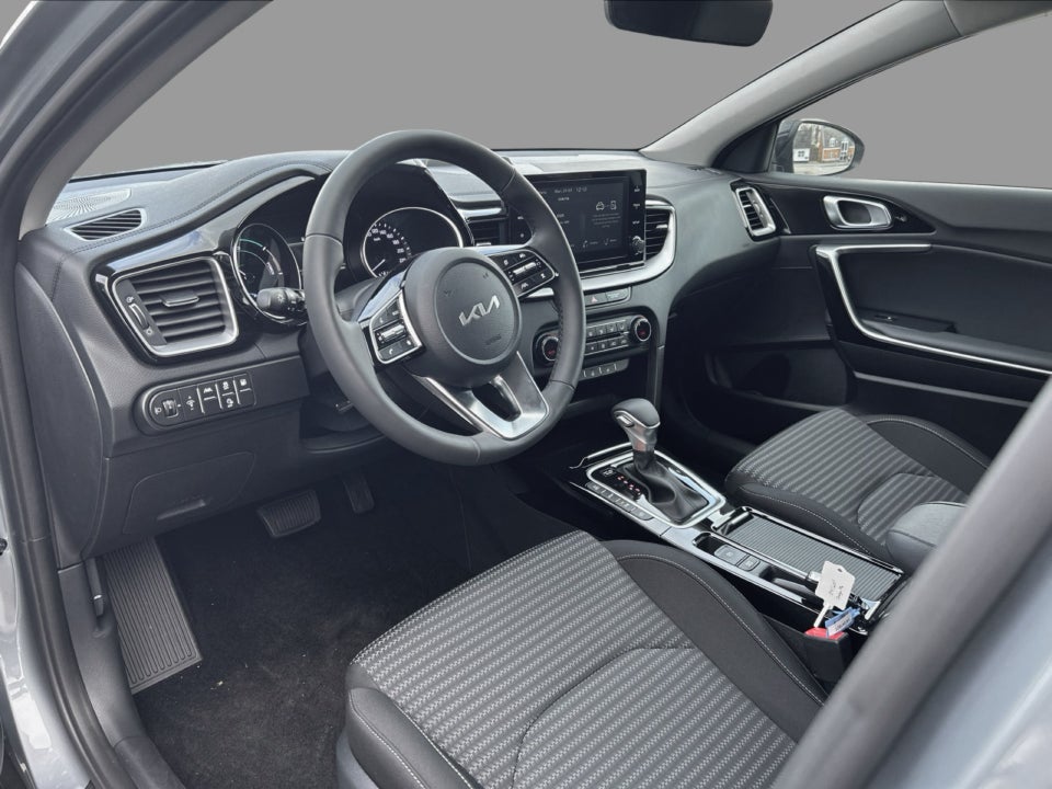 Kia XCeed 1,6 PHEV Prestige DCT 5d