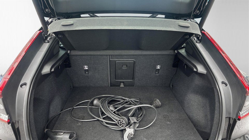Volvo C40 P6 ReCharge Core 5d