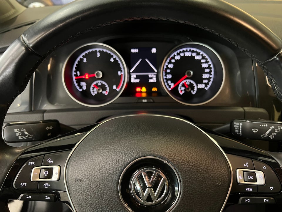 VW Golf VII 1,6 TDi 115 Comfortline Variant 5d