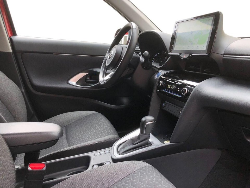 Toyota Yaris Cross 1,5 Hybrid Active Tech+ e-CVT 5d