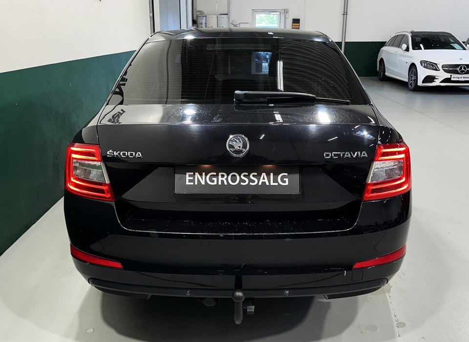 Skoda Octavia 1,6 TDi 105 Active 5d
