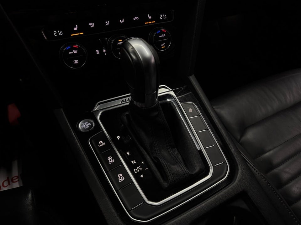 VW Passat Alltrack 2,0 TDi 190 Executive DSG 4Motion 5d