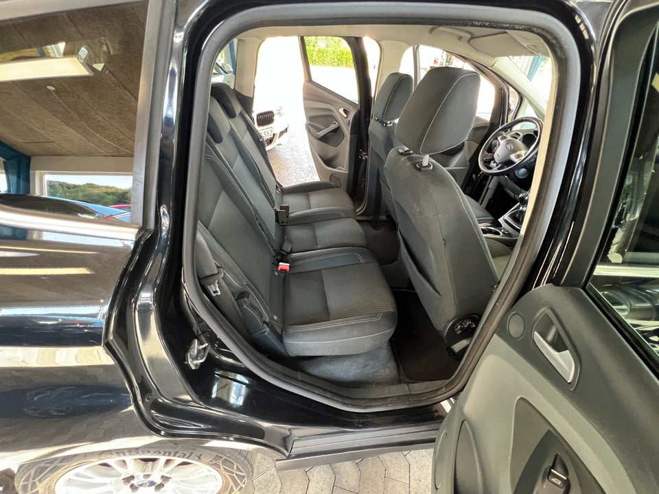 Ford C-MAX 1,0 SCTi 100 Titanium 5d