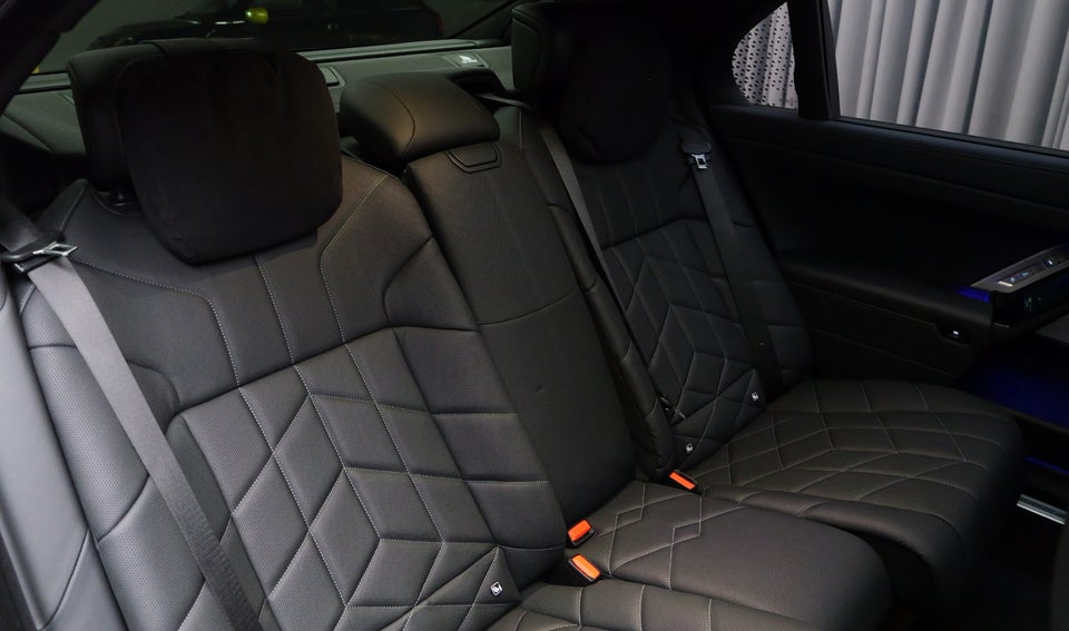 BMW i7 xDrive60 M-Sport 4d