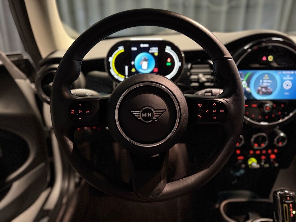 MINI Cooper SE Edition Premium 3d