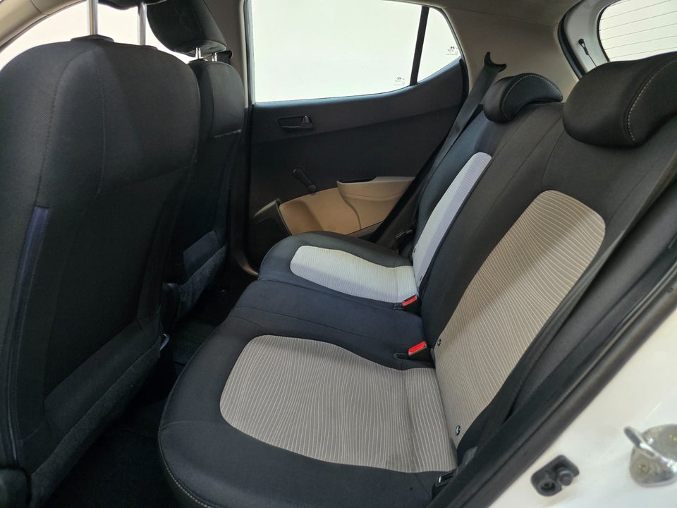 Hyundai i10 1,0 Move 5d