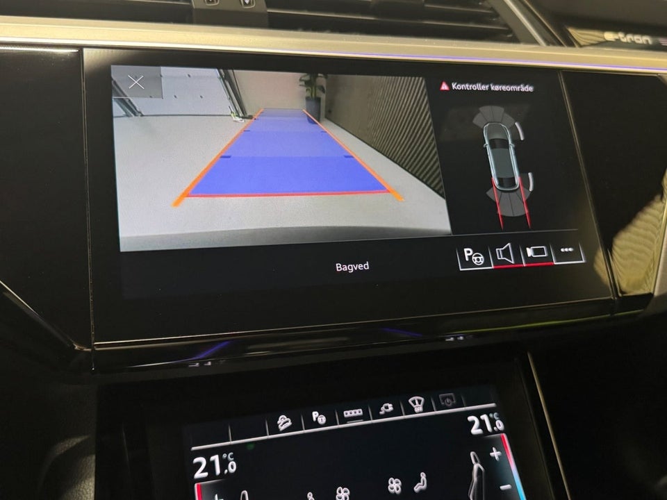 Audi e-tron 55 S-line Sportback quattro 5d