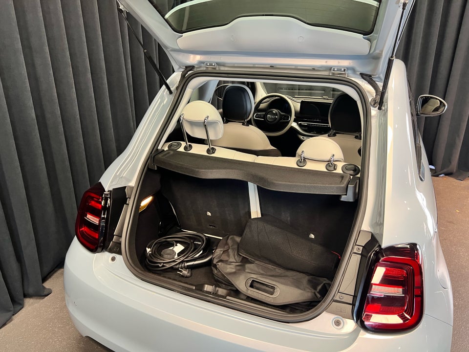 Fiat 500e 42 la Prima by Bocelli 3d