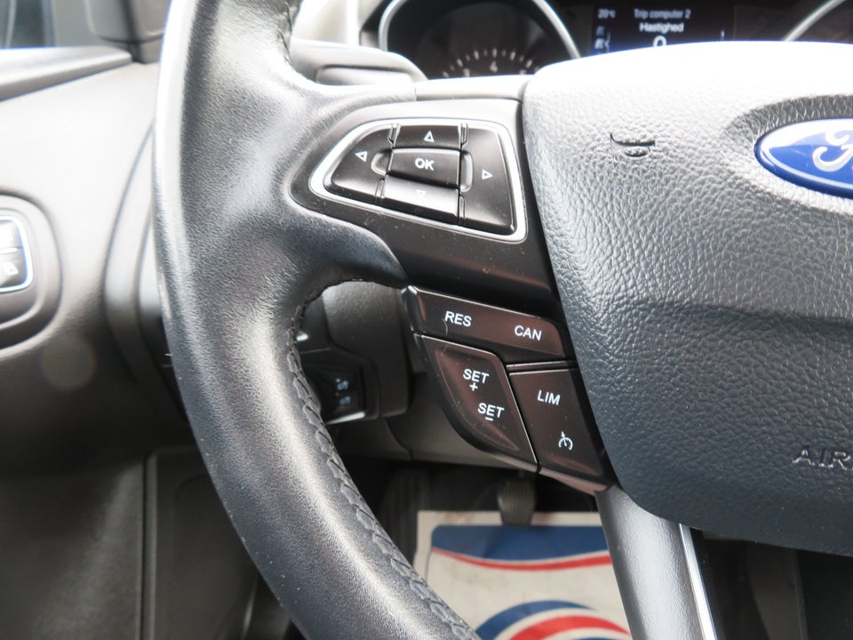 Ford Focus 1,0 SCTi 125 Titanium stc. 5d