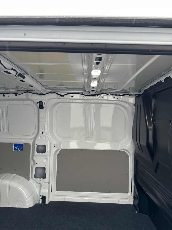 Ford E-Transit Custom 320S 64 Limited