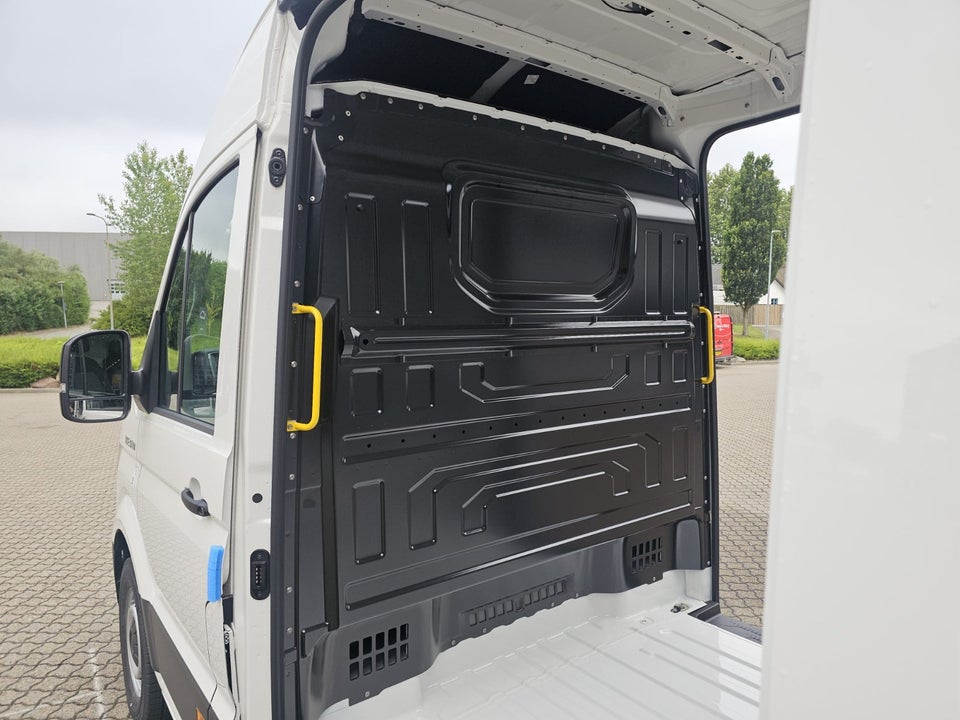 MAN TGE 2,0 3.180 Kassevogn L3H3 aut. FWD