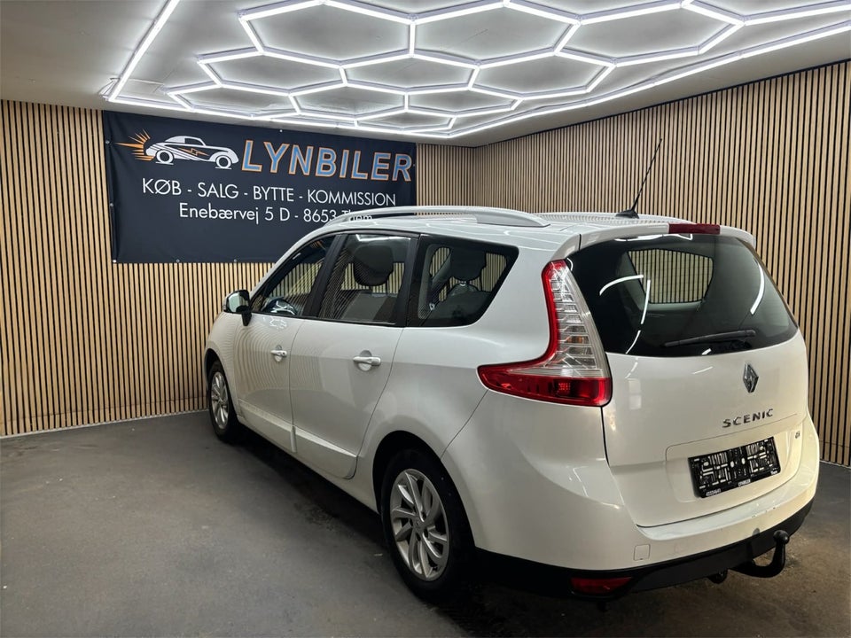 Renault Grand Scenic III 1,5 dCi 110 Dynamique 5d