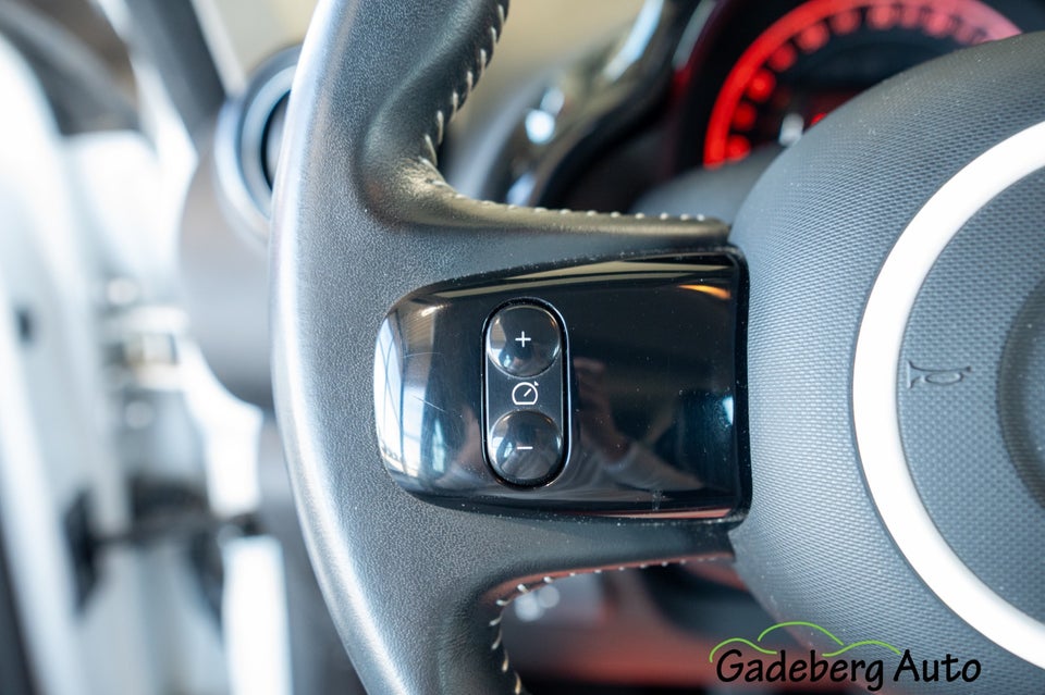 Renault Twingo 1,0 SCe 70 Expression 5d
