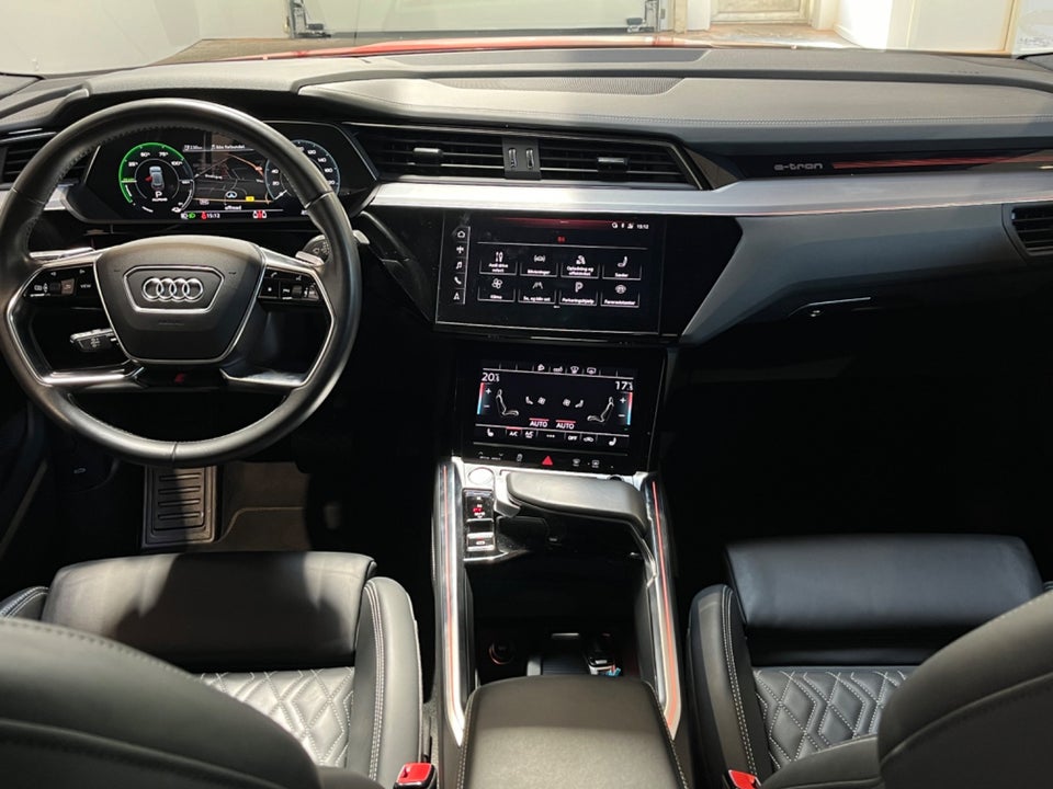 Audi e-tron 55 S-line Sportback quattro 5d