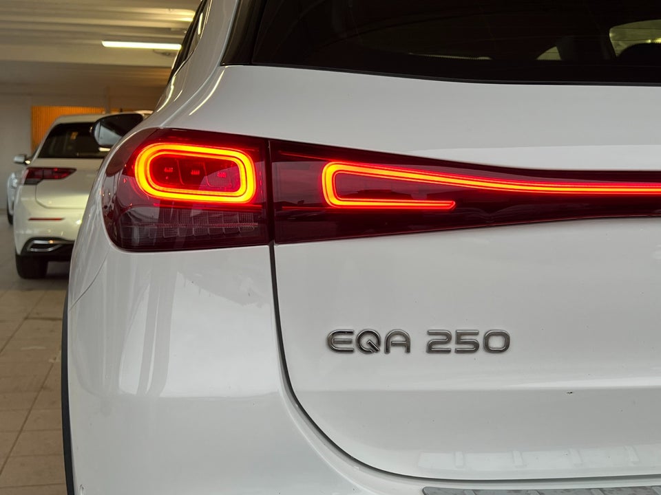 Mercedes EQA250 Electric Art 5d
