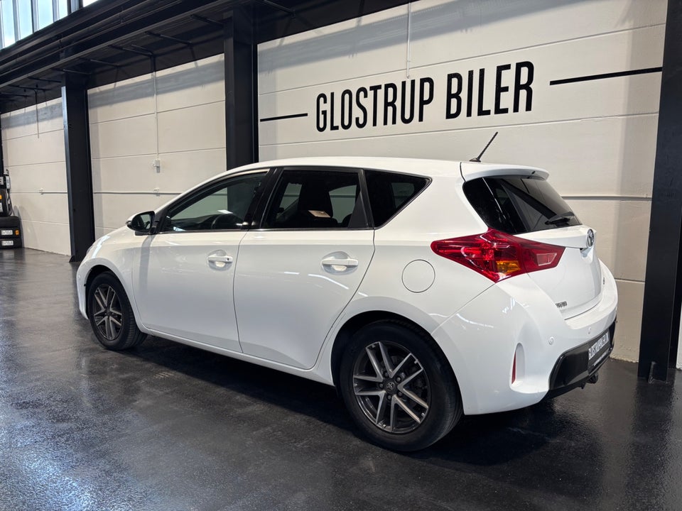 Toyota Auris 1,6 T2 5d