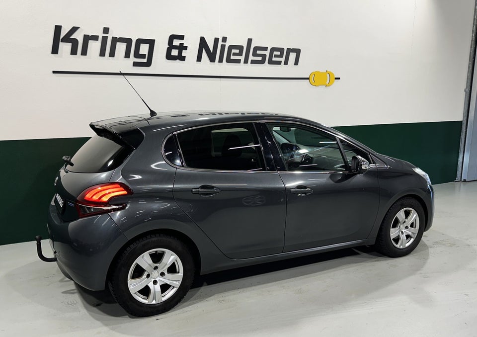 Peugeot 208 1,6 BlueHDi 100 Allure 5d