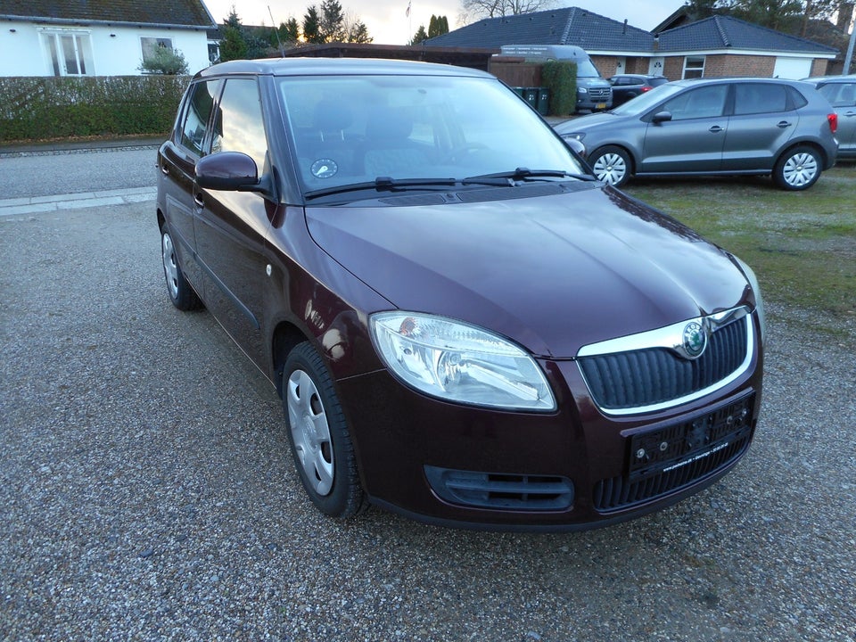 Skoda Fabia 1,4 16V Ambiente 5d