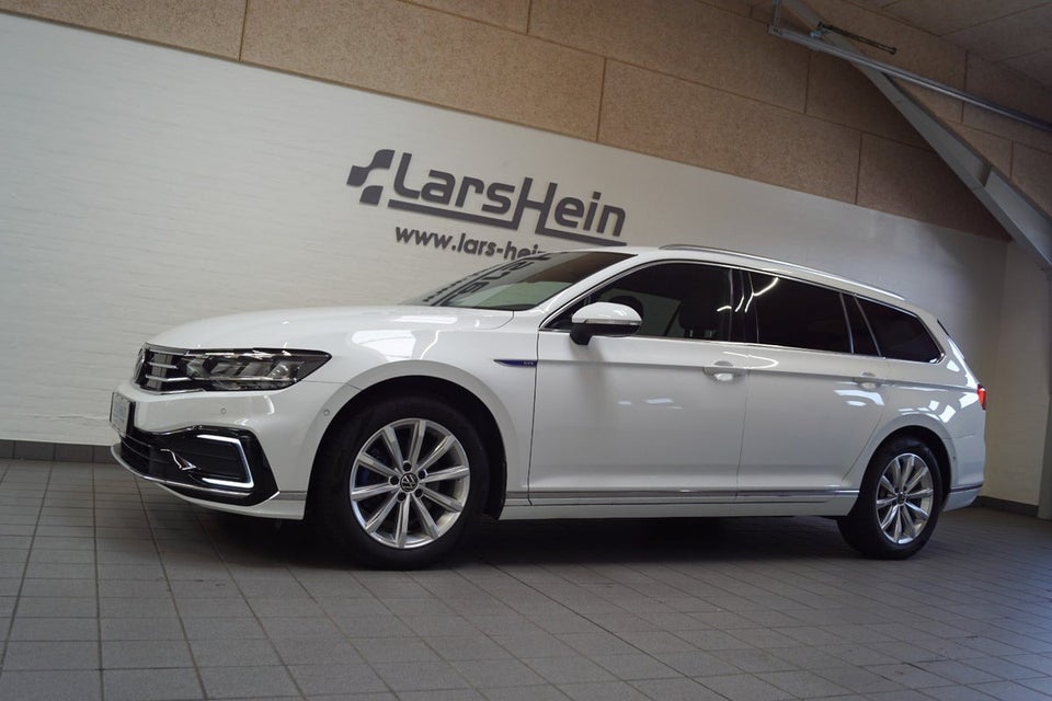 VW Passat 1,4 GTE High Variant DSG 5d