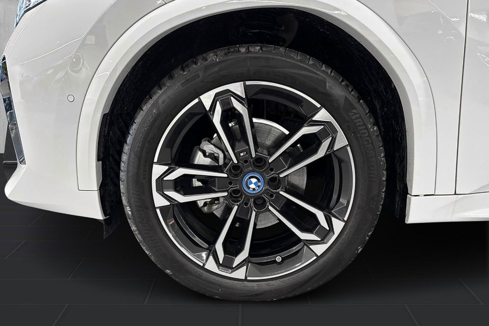 BMW iX2 eDrive20 M-Sport 5d