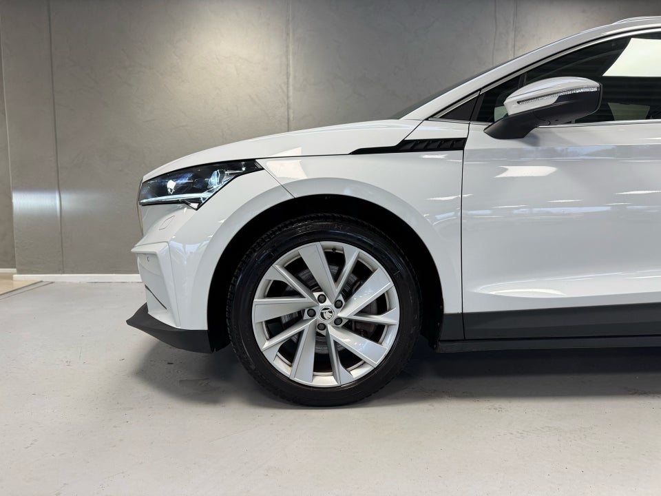 Skoda Enyaq 80 iV Selection Lounge 5d
