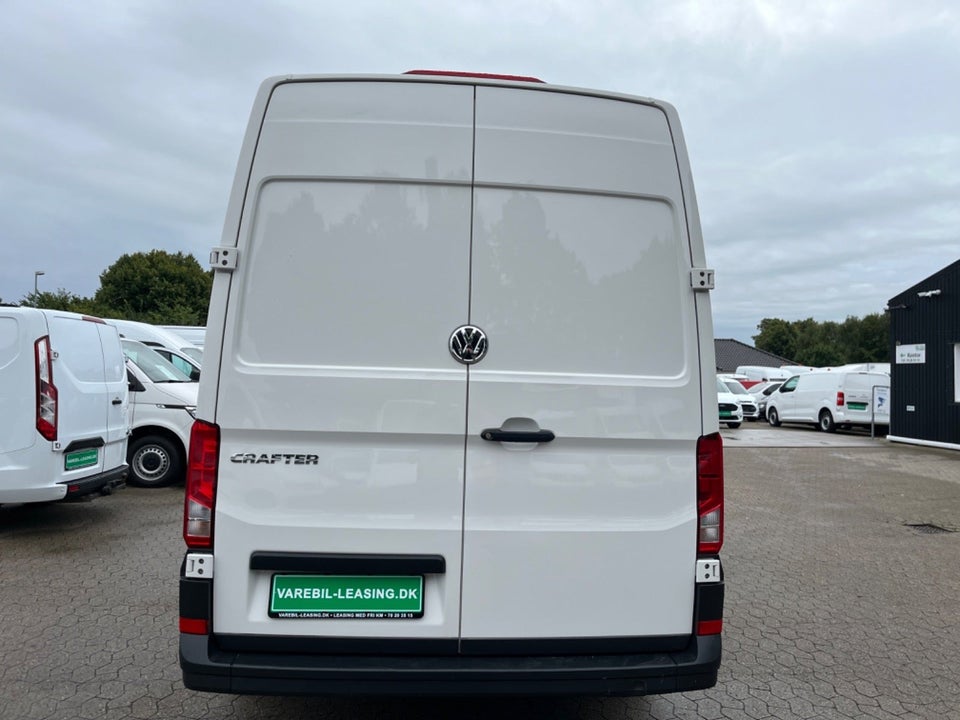 VW Crafter 35 2,0 TDi 177 Kassevogn L3H3 aut.