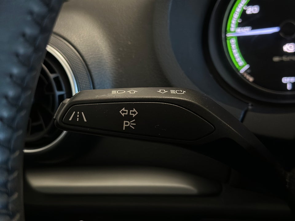 Audi A3 1,4 e-tron Sportback S-tr. 5d