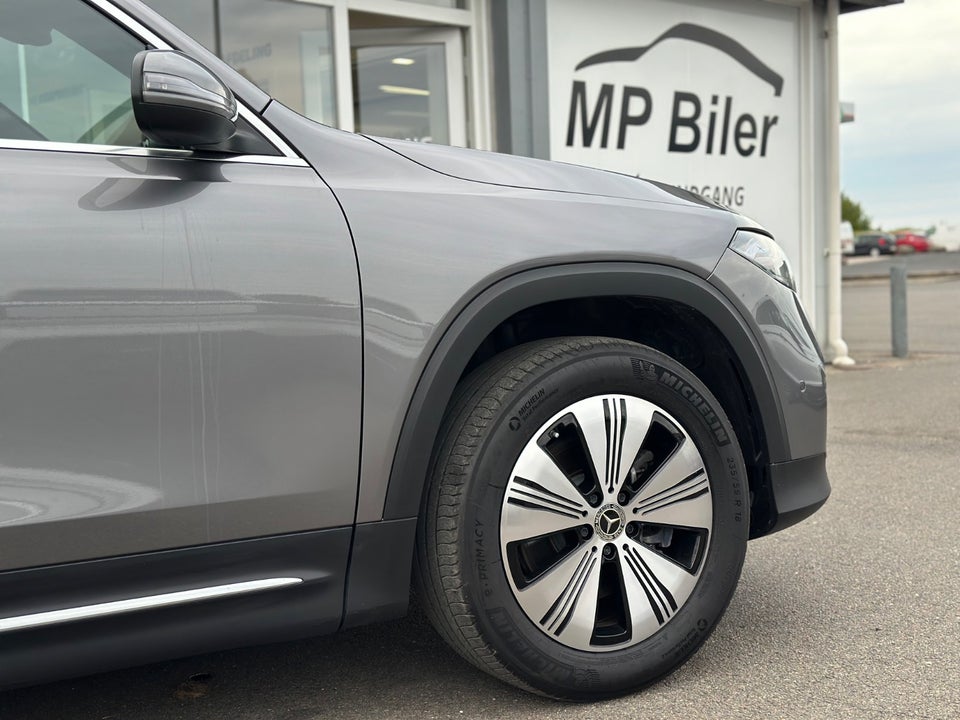 Mercedes EQB250+ Progressive 5d