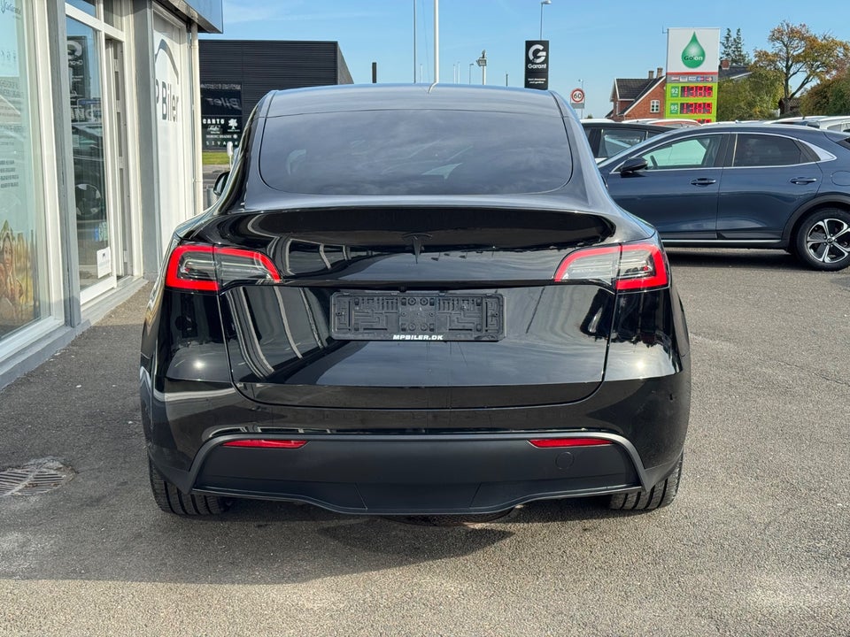 Tesla Model Y RWD 5d