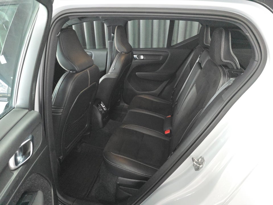 Volvo XC40 1,5 T5 ReCharge R-Design aut. 5d