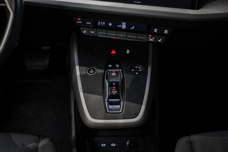 Audi Q4 e-tron 40 S-line 5d