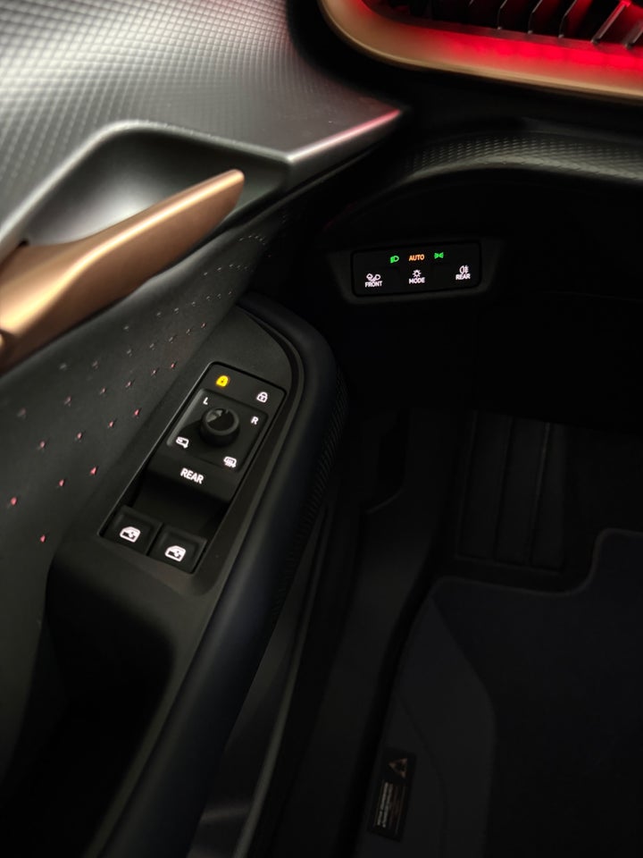Cupra Tavascan 77 VZ Adrenaline 5d