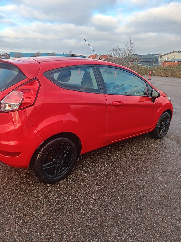 Ford Fiesta 1,0 65 Titanium 3d