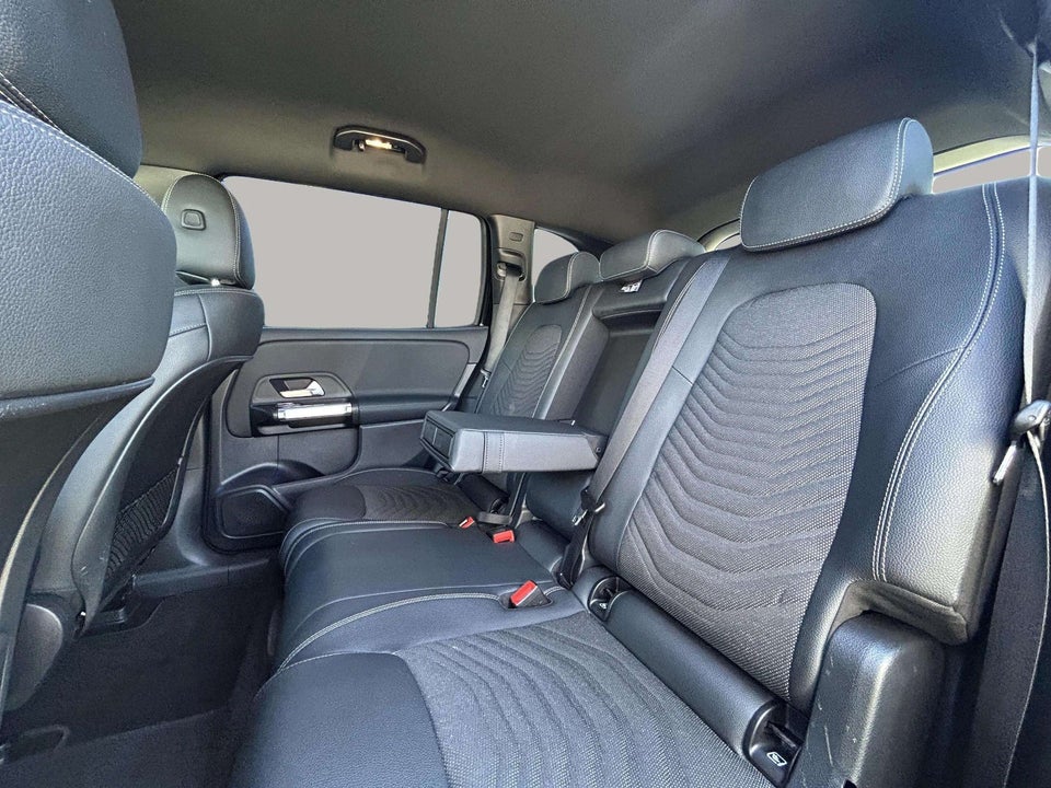 Mercedes EQB250 Progressive 5d