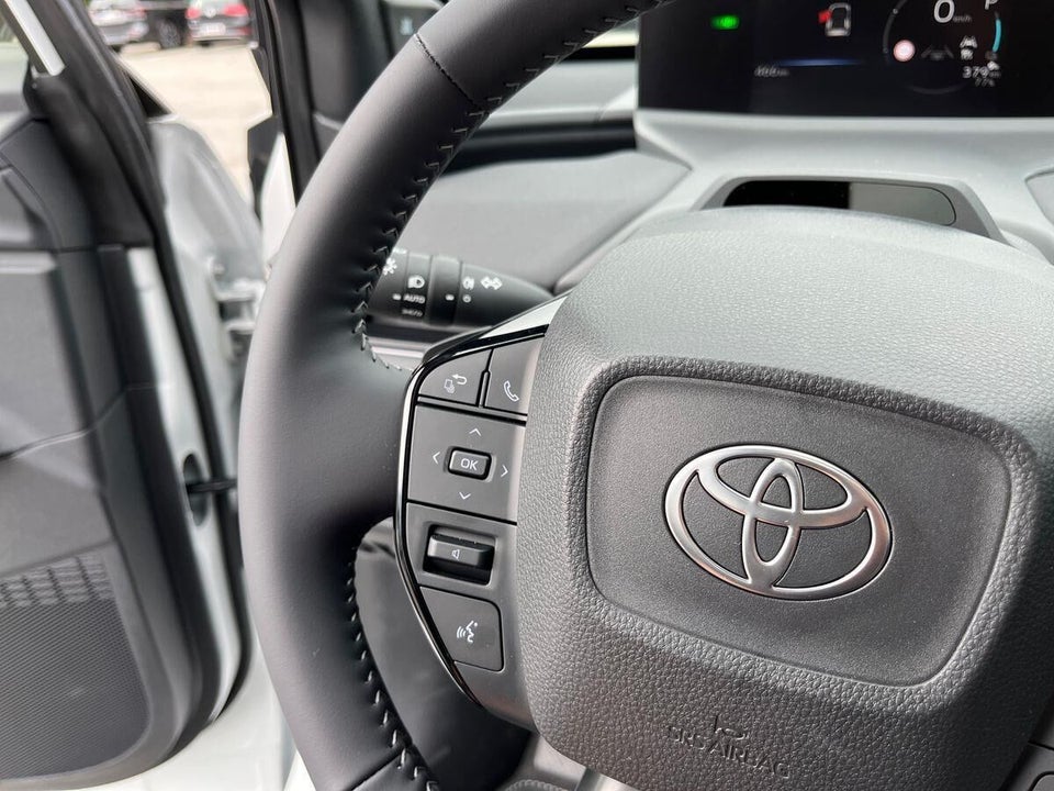 Toyota bZ4X 73 Executive 5d