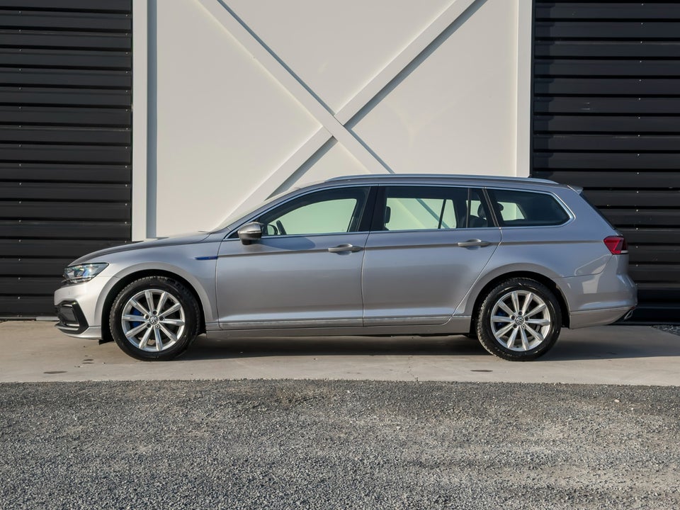 VW Passat 1,4 GTE High Variant DSG 5d